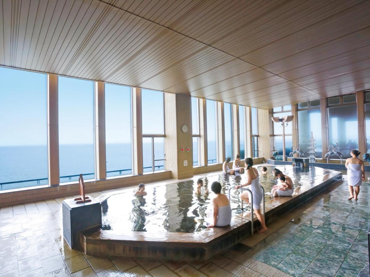 Ryugujo Spa Hotel Mikazuki Ryugutei Kiszarazu Kültér fotó