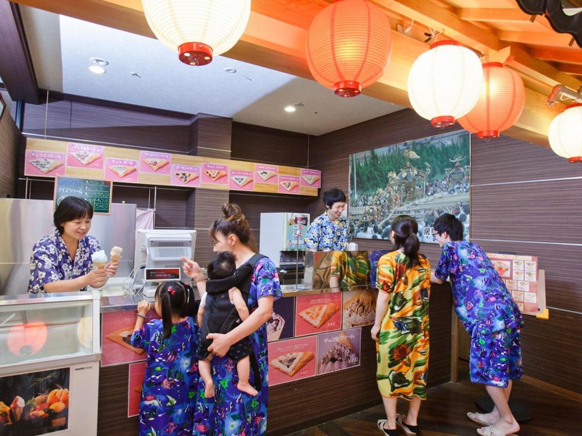 Ryugujo Spa Hotel Mikazuki Ryugutei Kiszarazu Kültér fotó