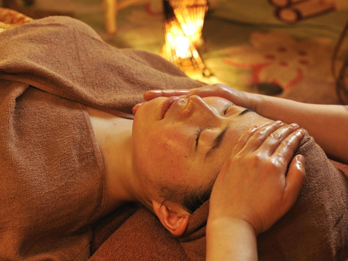 Ryugujo Spa Hotel Mikazuki Ryugutei Kiszarazu Kültér fotó