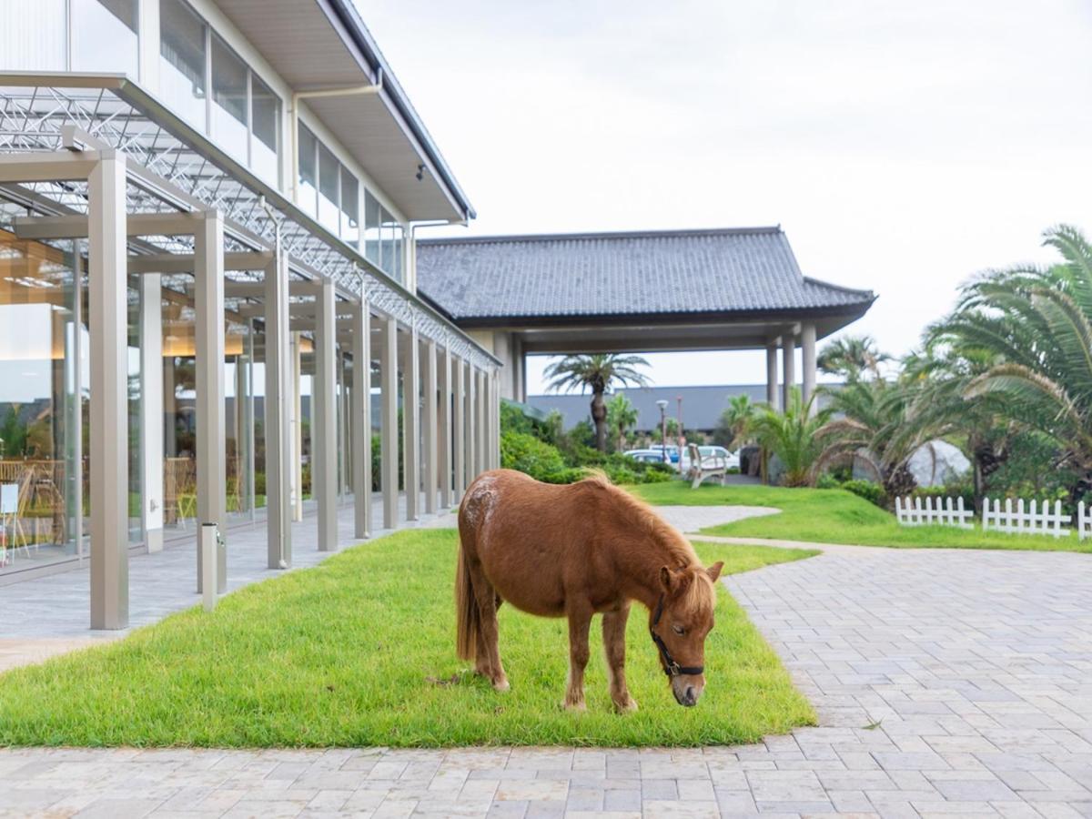 Ryugujo Spa Hotel Mikazuki Ryugutei Kiszarazu Kültér fotó